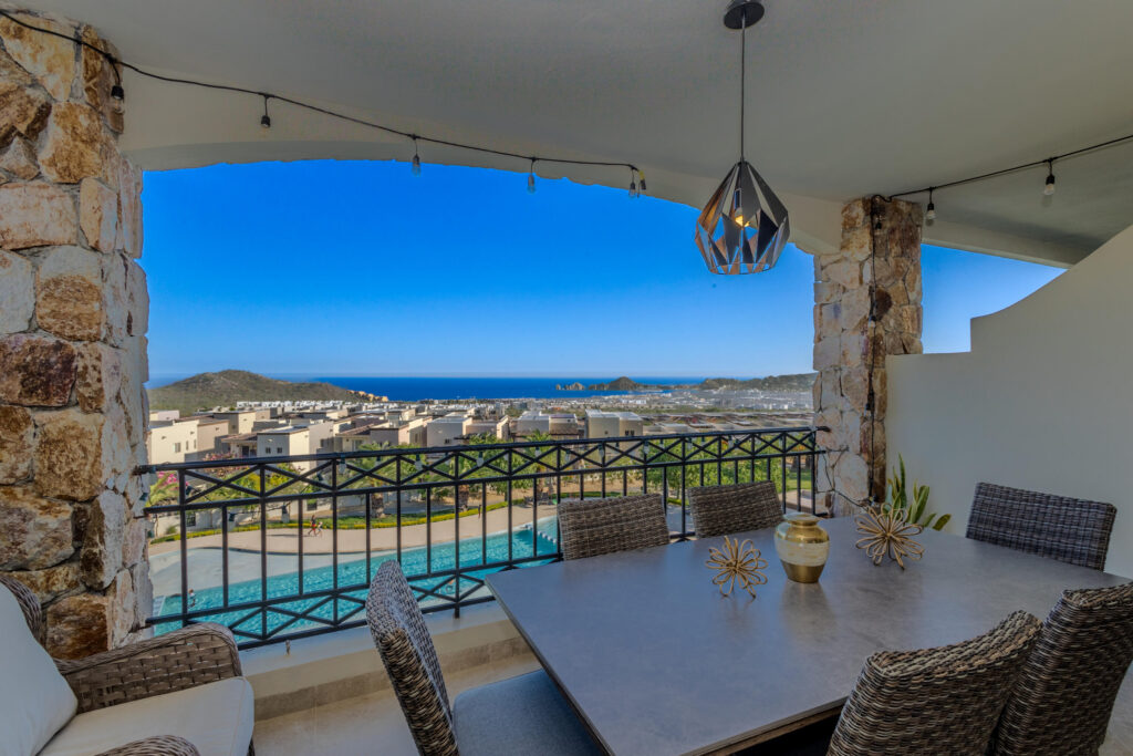 Los Cabos Ventanas Perched in a breathtaking setting with sweeping ocean – San Miguel, Cabo Corridor, BS
