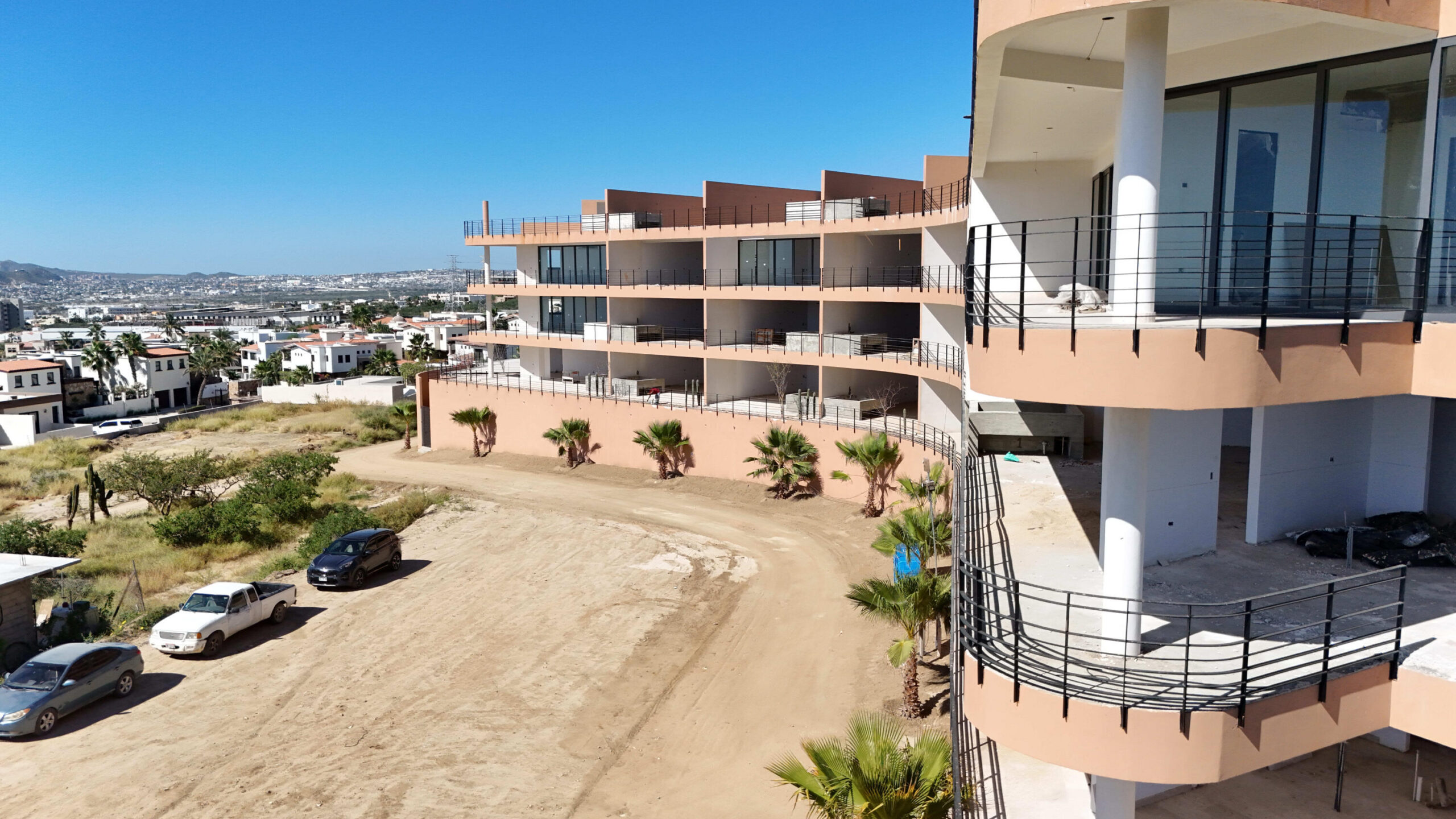 Los Cabos Vista Vela Iii Exceptional opportunity to own a turnkey, beautifully furnished 3-bedroom, 3-bathroom ground-floor condo in the highly sought-after Vista Vela development. This bright, open-concept condo features a spacious living area adorned custom built-ins, seamlessly transitioning into a fully accessorized kitchen complete with a breakfast bar--perfect for entertaining. The generously sized bedrooms boasts private ensuite bath, offering ultimate comfort and privacy for guests. Step out onto your private terrace to enjoy direct, seamless access to the sparkling resort-style pool. Unmatched in convenience and walkability, this prime location places you steps from popular local restaurants, trendy coffee shops, and grocery stores, while remaining just minutes from the beach, vibrant downtown, & marina. Situated within the premier Vista Vela community, this property offers a family and pet-friendly environment enveloped in lush landscaping and protected by 24-hour onsite security with secured access. Residents enjoy resort-style amenities including 3 pristine pools, a fully equipped gym, pickleball courts, a children's play area, dedicated barbecue areas, a cozy firepit, and an expansive community space perfect for hosting larger gatherings. Whether you are seeking a lucrative short-term or long-term rental property with incredible income potential or a turnkey dream home ready for immediate move-in, this rare ground-floor oasis delivers the ultimate Cabo lifestyle.Oportunidad excepcional para adquirir un condominio llave en mano, bellamente amueblado, de 3 recámaras y 3 baños en planta baja en el codiciado complejo Vista Vela. Este luminoso condominio de concepto abierto cuenta con una espaciosa sala de estar con muebles empotrados a medida, que se integra a la perfección con una cocina totalmente equipada con barra de desayuno, ideal para recibir invitados. Las recámaras, de generosas dimensiones, cuentan con baño privado, ofreciendo máxima comodidad y privacidad para los huéspedes. Salga a su terraza privada y disfrute de acceso directo a la espectacular piscina estilo resort. Con una ubicación privilegiada que le brinda una comodidad inigualable y fácil acceso a pie, se encuentra a pocos pasos de populares restaurantes locales, cafeterías de moda y supermercados, a solo minutos de la playa, el vibrante centro de la ciudad y el puerto deportivo. Ubicada en la exclusiva comunidad de Vista Vela, esta propiedad ofrece un ambiente familiar y acogedor para mascotas, rodeado de exuberantes jardines y con seguridad las 24 horas y acceso controlado. Los residentes disfrutan de comodidades estilo resort, que incluyen 3 piscinas impecables, un gimnasio totalmente equipado, canchas de pickleball, un área de juegos para niños, zonas de barbacoa, una acogedora fogata y un amplio espacio comunitario ideal para celebrar grandes reuniones. Ya sea que busque una propiedad de alquiler rentable a corto o largo plazo con un increíble potencial de ingresos o... – Punto Pedregal, Cabo San Lucas, Cabo San Lucas, BS